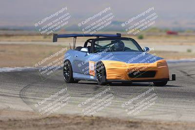 media/Sep-20-2025-Extreme Speed (Sat) [[1fcc23683c]]/Orange (Mid Intermediate)/Session 2 (Sunrise)/